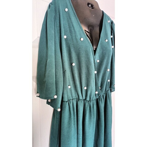 BloomChic Surplice Dress Pearl Embellished Size XL 14/16 Green Dolman Sleeve - Picture 5 of 7